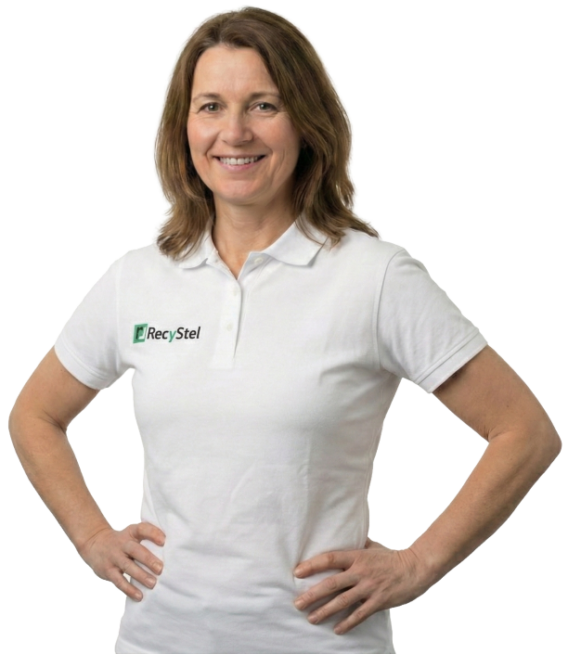 RecyStel - Ria-met-handen-in-zij